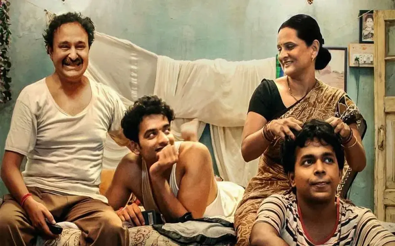 Gullak Season 3 Review: Mishra Family's Drama Fills You Up With Nostalgia Yet Again