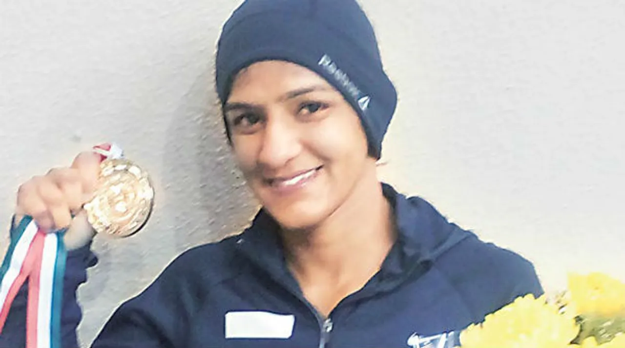 Ritu Phogat bags gold at National Wrestling championship