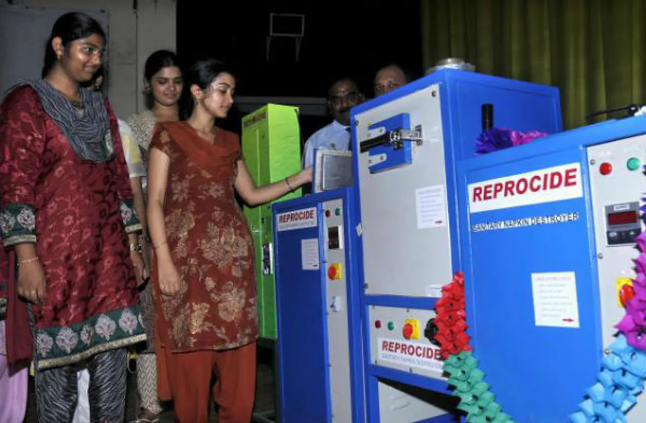 vending machines for sanitary napkins