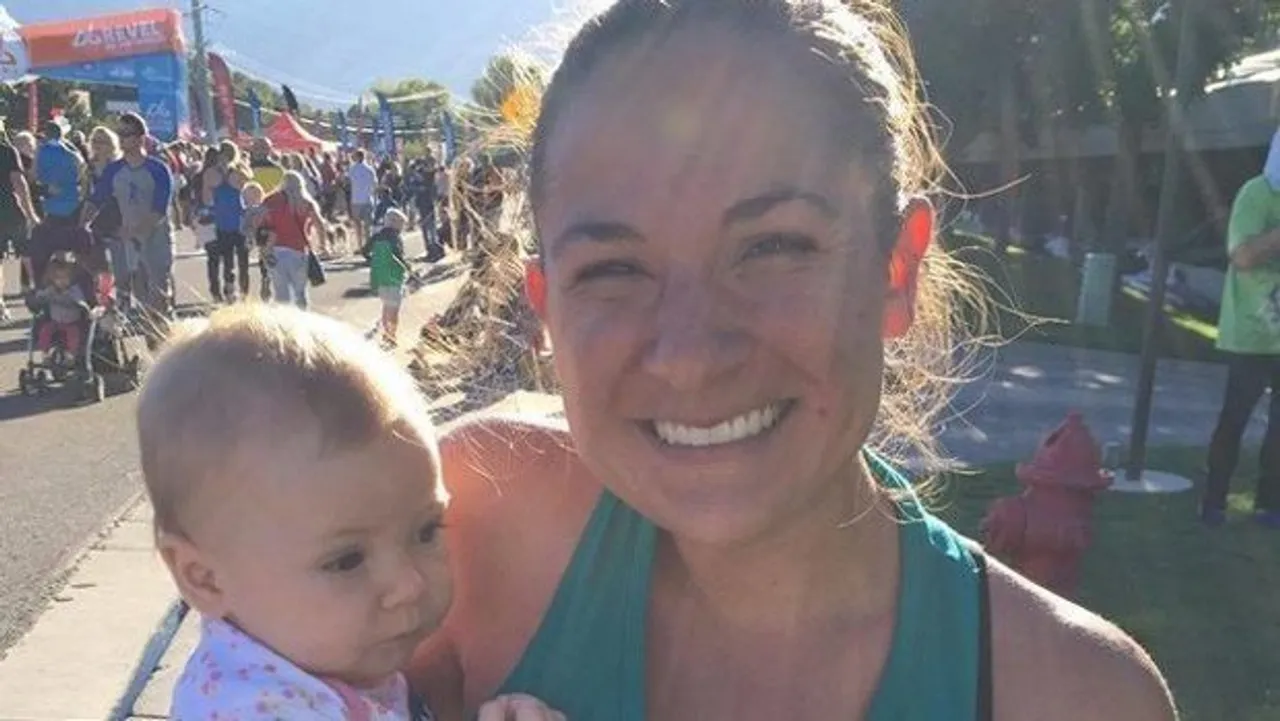 mom pumps during marathon