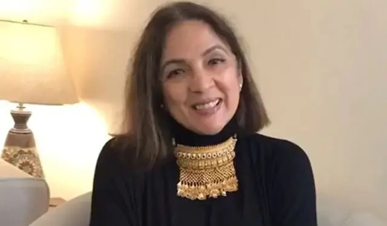 Neena Gupta Flaunts Gold Necklace At Home. If She Can We Can Too!
