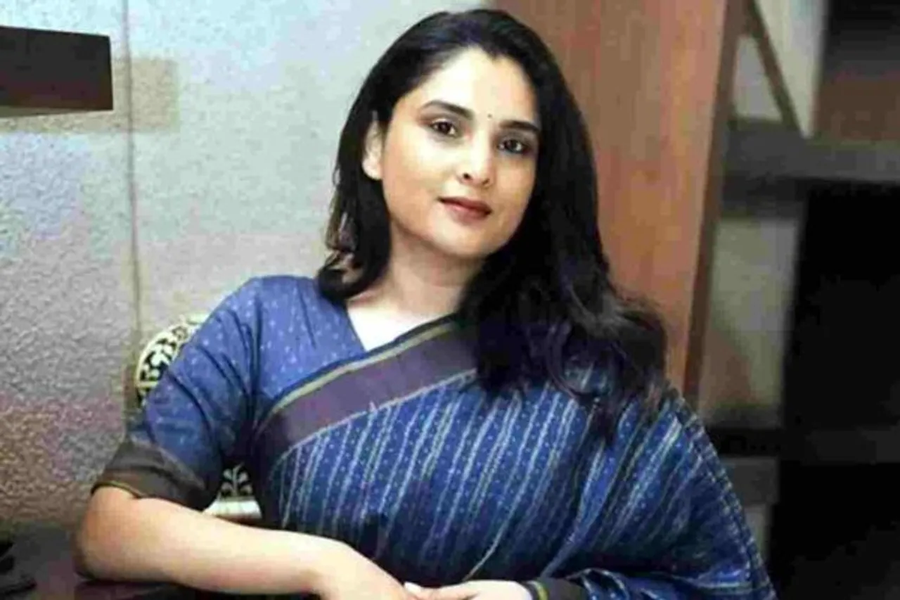 who is Divya Spandana, Divya Spandana