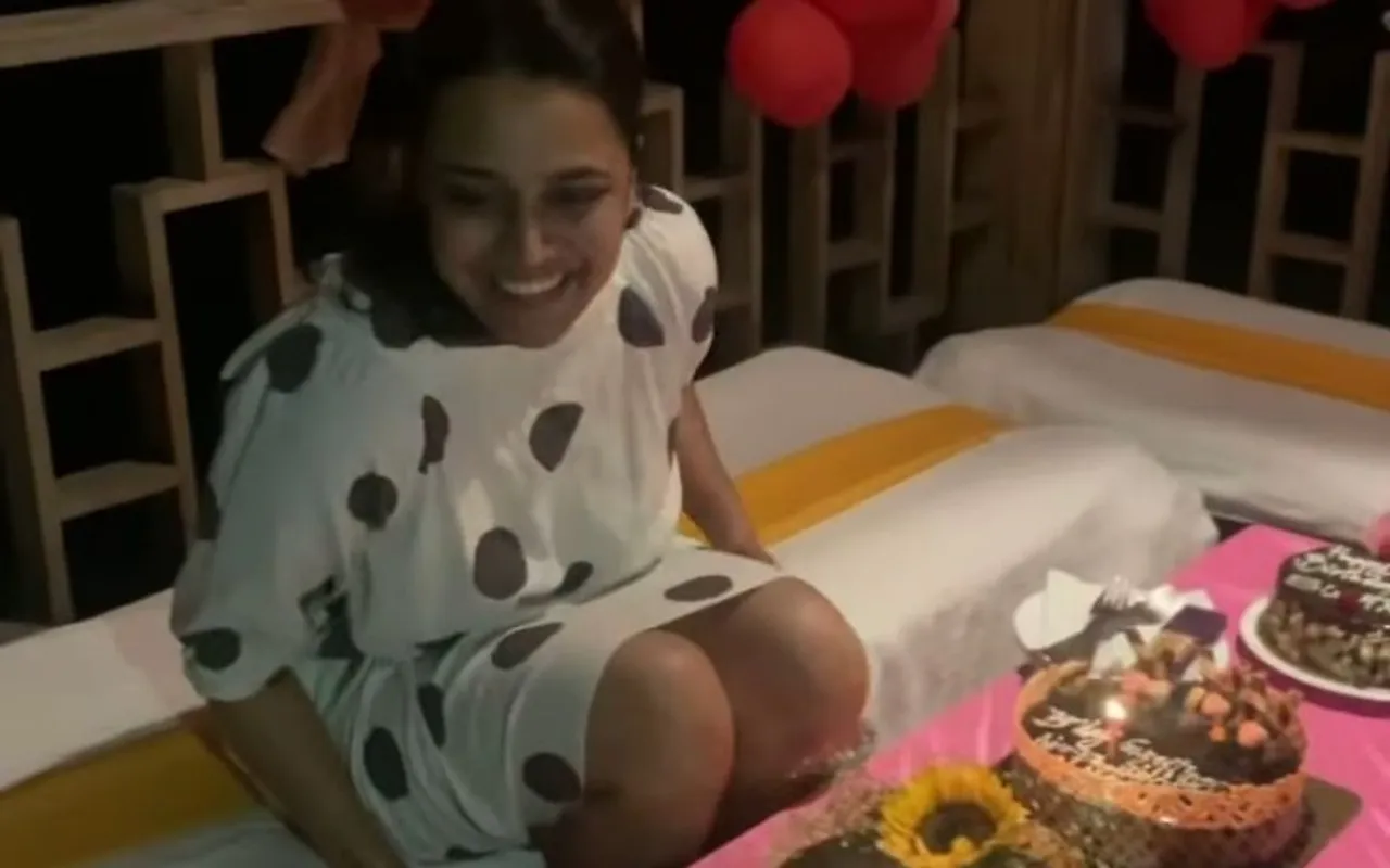 Swara Bhasker Celebrated Her 33rd Birthday, Take A Look At Who Wished Her