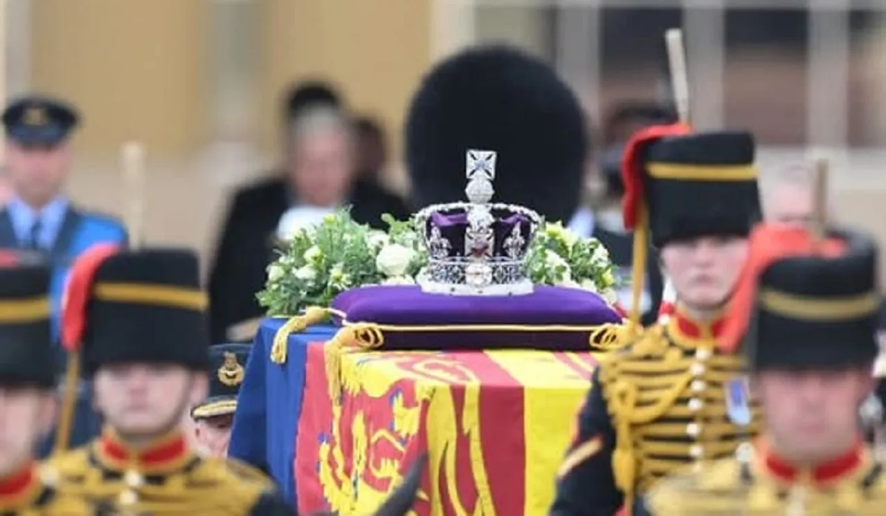 Queen Elizabeth Funeral, Queen Elizabeth II Coffin