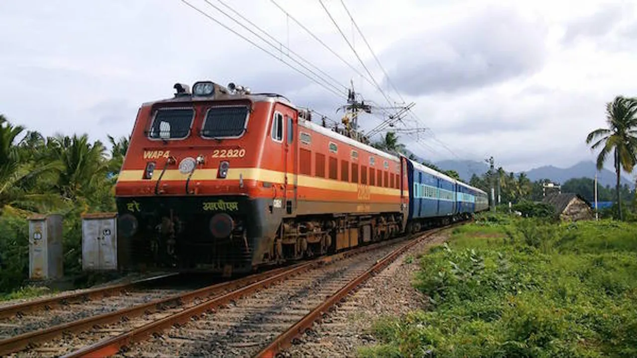 Indian Railways Bats for Women: Allots 1/3rd of Catering Units 