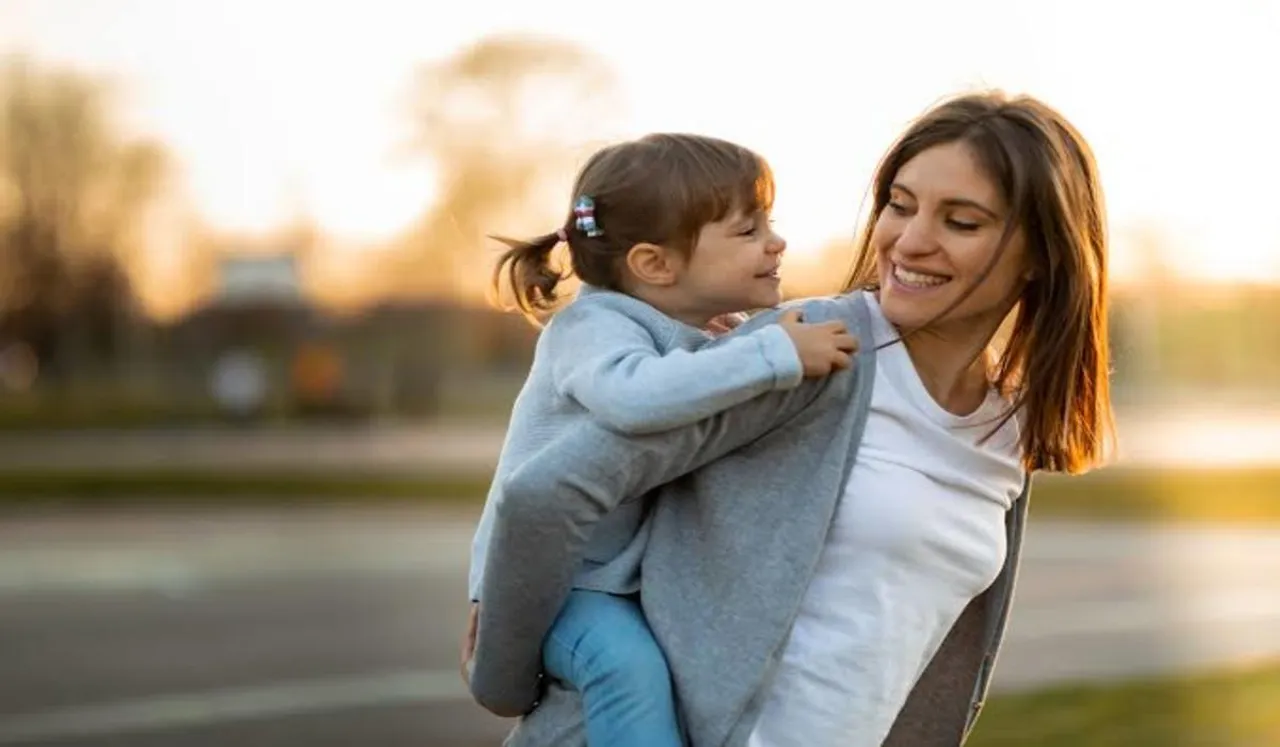 Adoption and Parenthood,single mother