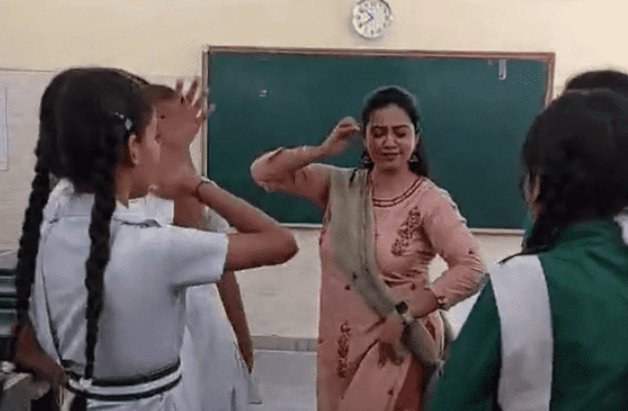 Internet Hails Delhi School Teacher For Dancing With Kids After Video Goes Viral