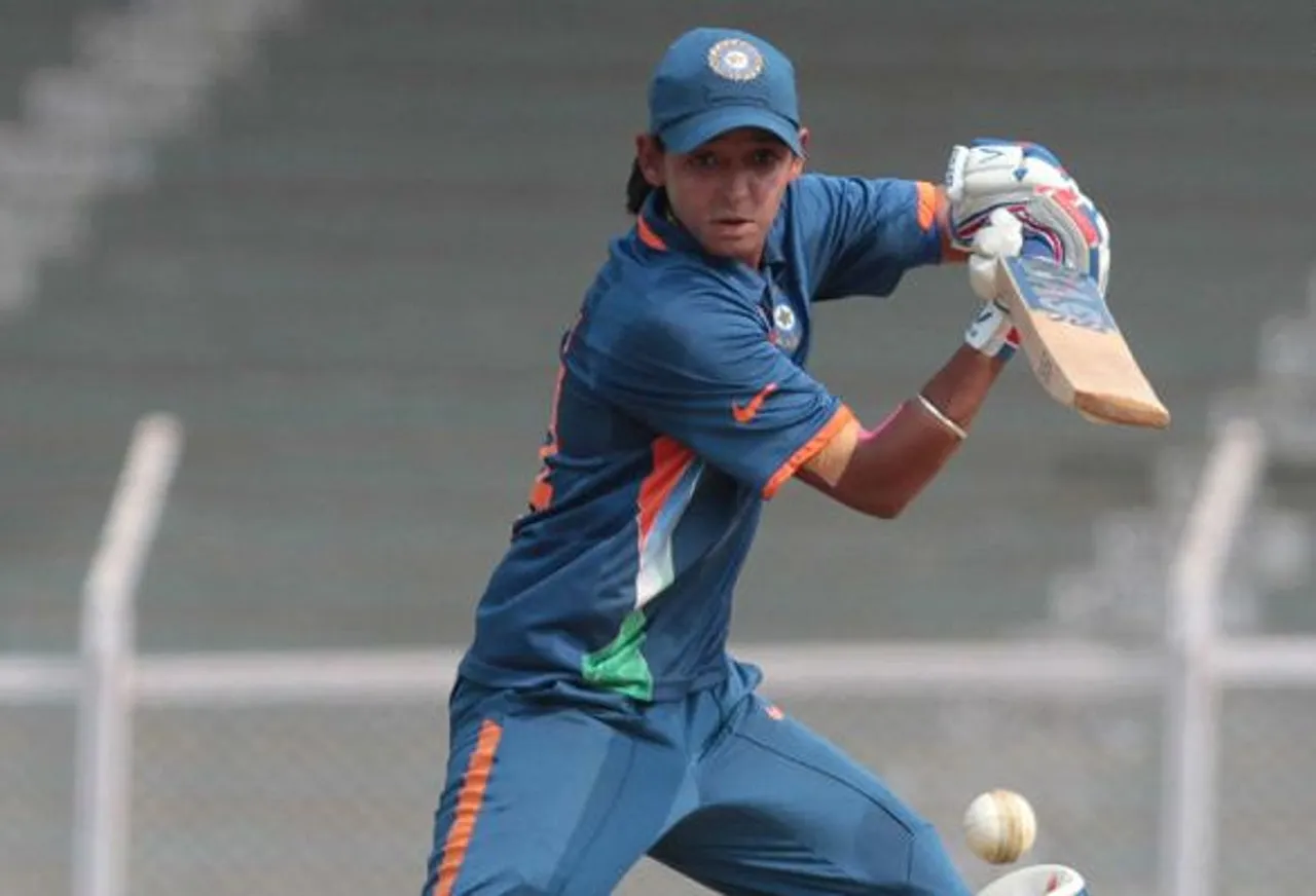 In A First, Harmanpreet Kaur Bags Bat Endorsement Deal with CEAT