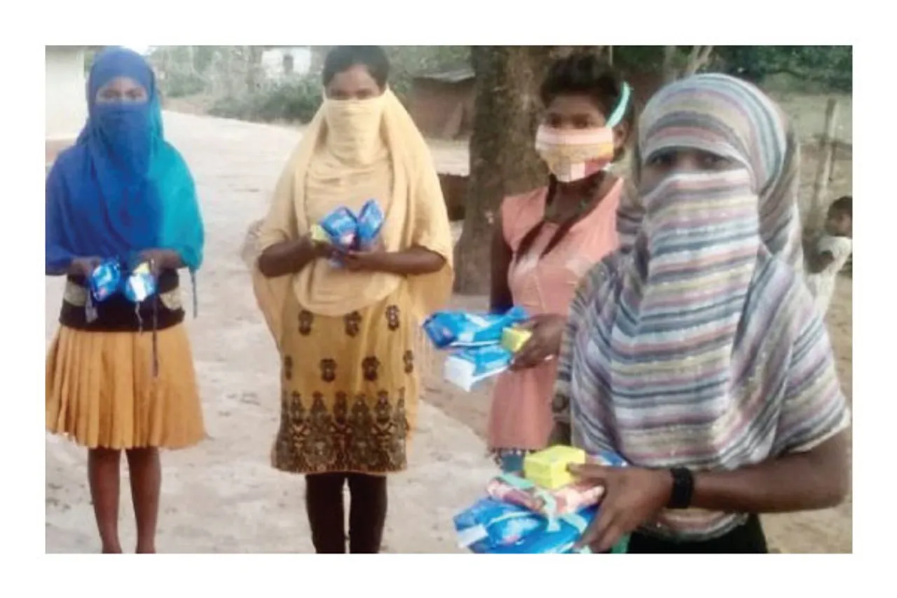 Ration Is Patriarchal Too: Jharkhand Girls Using Leaves For Periods Under Lockdown
