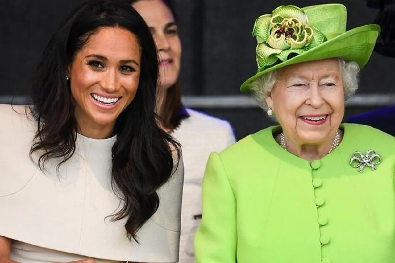 Queen Elizabeth memes, Meghan Markle Greets Crowds, meghan markle on queen elizabeth