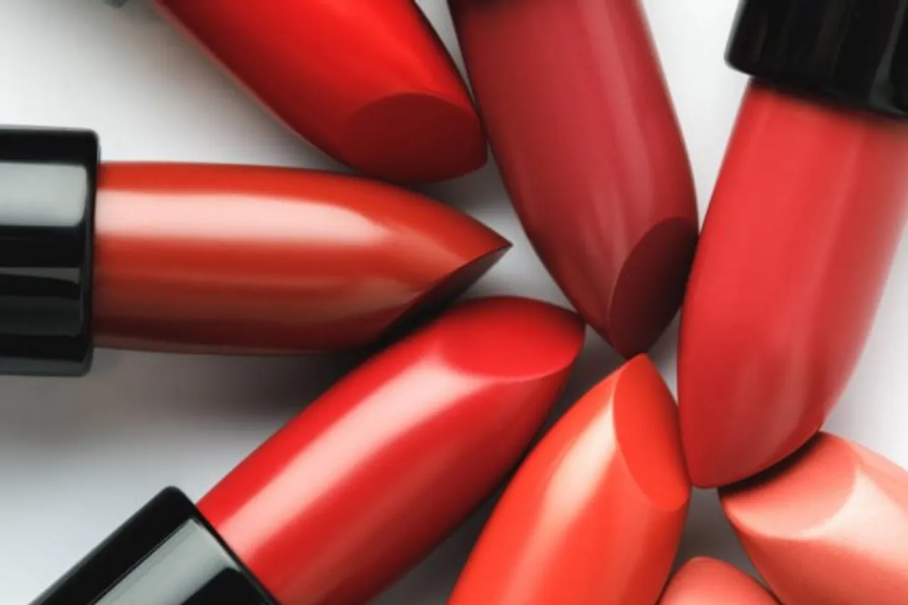 Is Red Lipstick A Boost to Confidence? What Does History Tell Us?