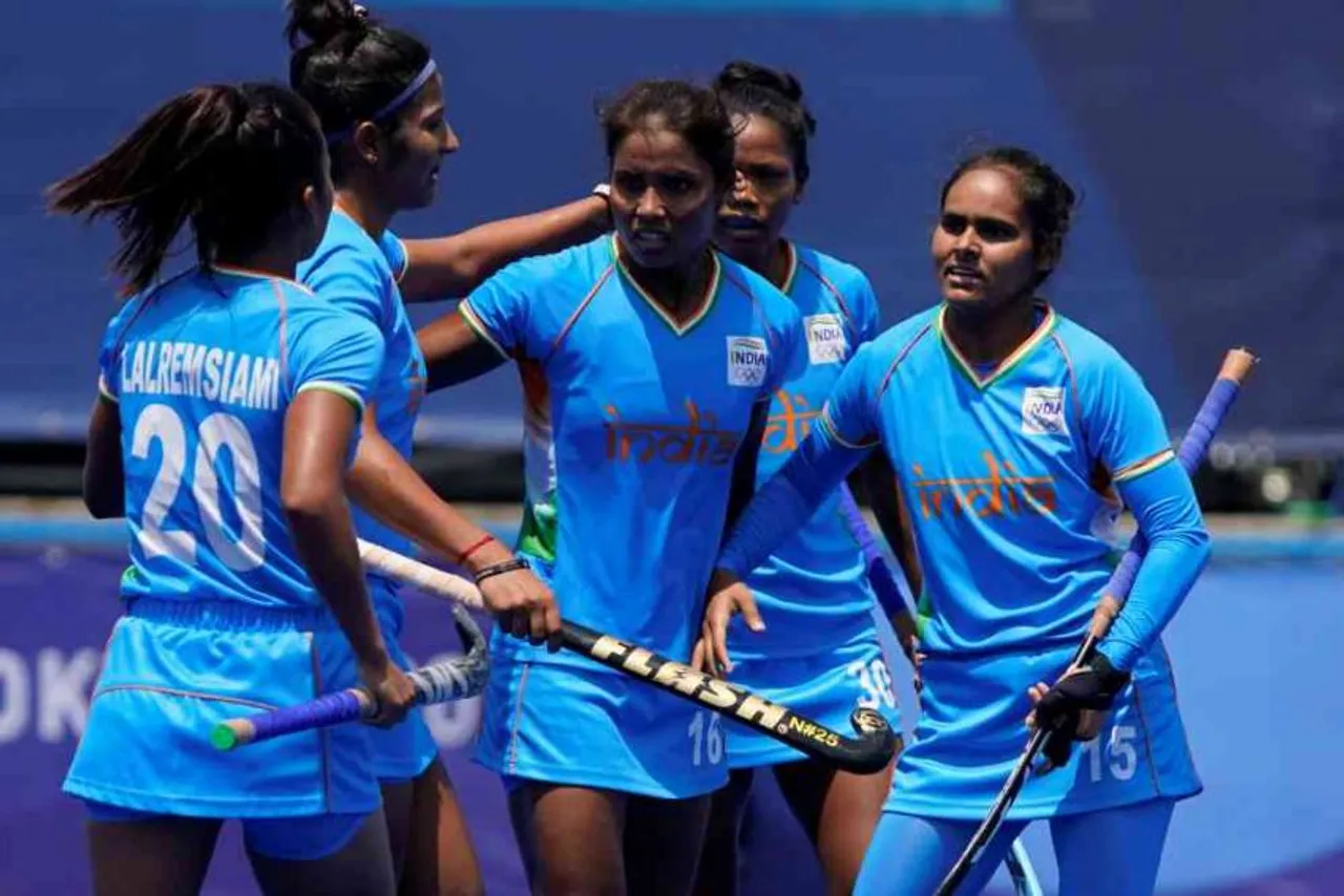 A Real-life Chak De! India Moment As Indian Women's Hockey Team Enters Semis