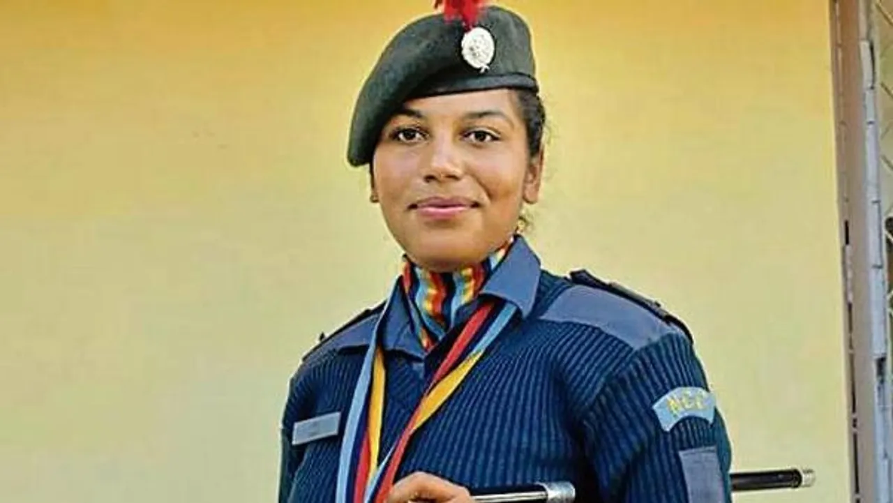 Hisar Girl Receives NCC Gold from PM Modi, Aspires to be a Fighter Pilot