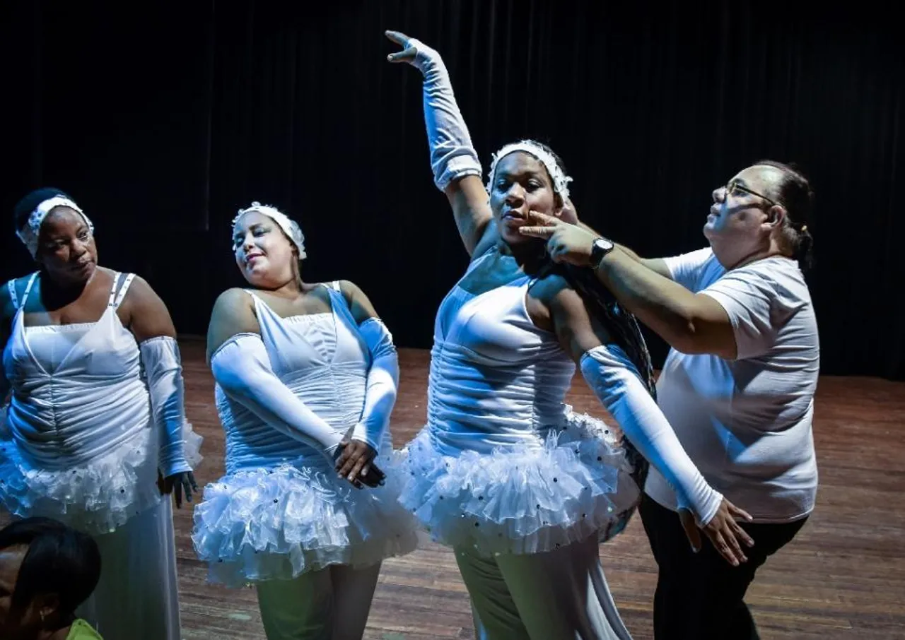 Beauty standards broken by plus-size Cuban ballerina dancers