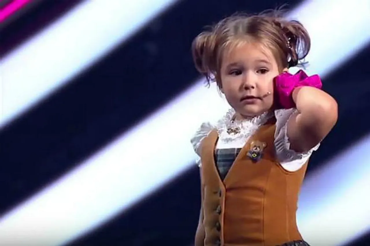 4-year-old girl speaks 7 languages fluently on live TV