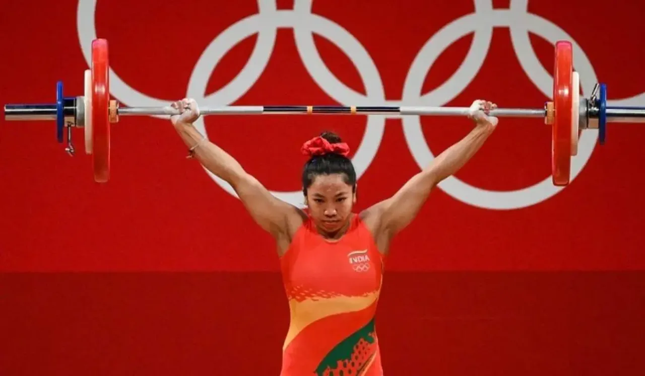 Twitter Congratulates Weightlifter Mirabai Chanu For Winning Silver Medal at Tokyo Olympics