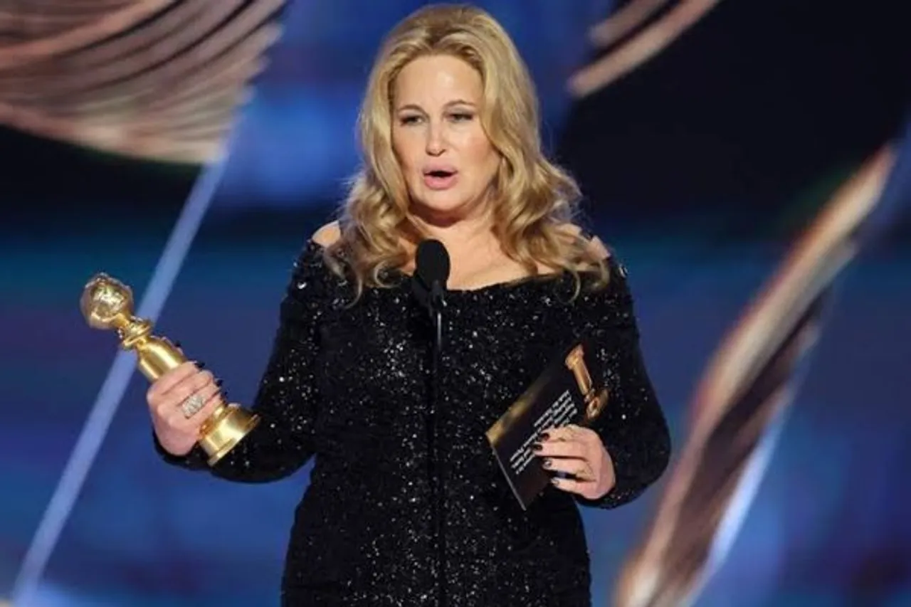 jennifer coolidge golden globes speech, Writers' Strike 2023