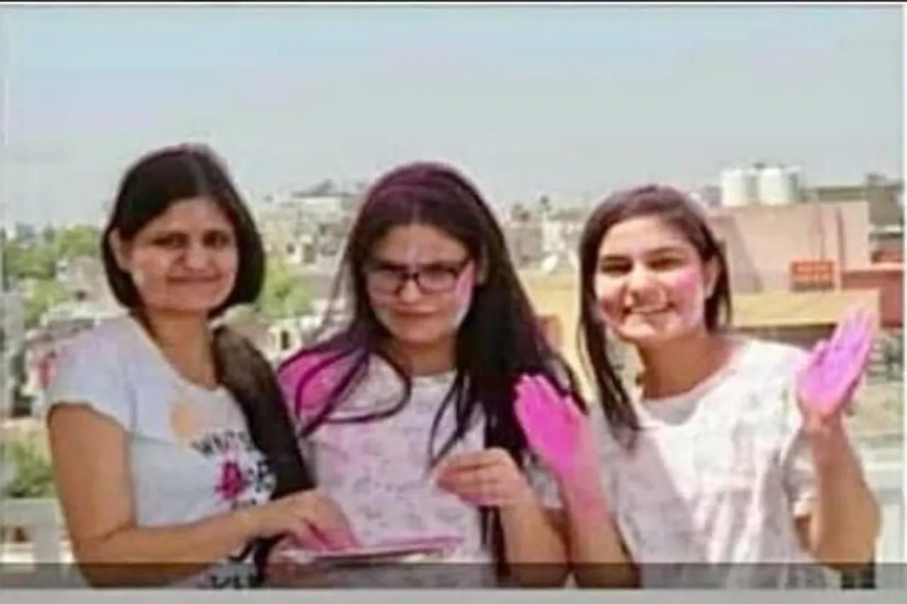 3 Daughters Crack RAS ,3 Sisters Crack Rajasthan Administrative Services