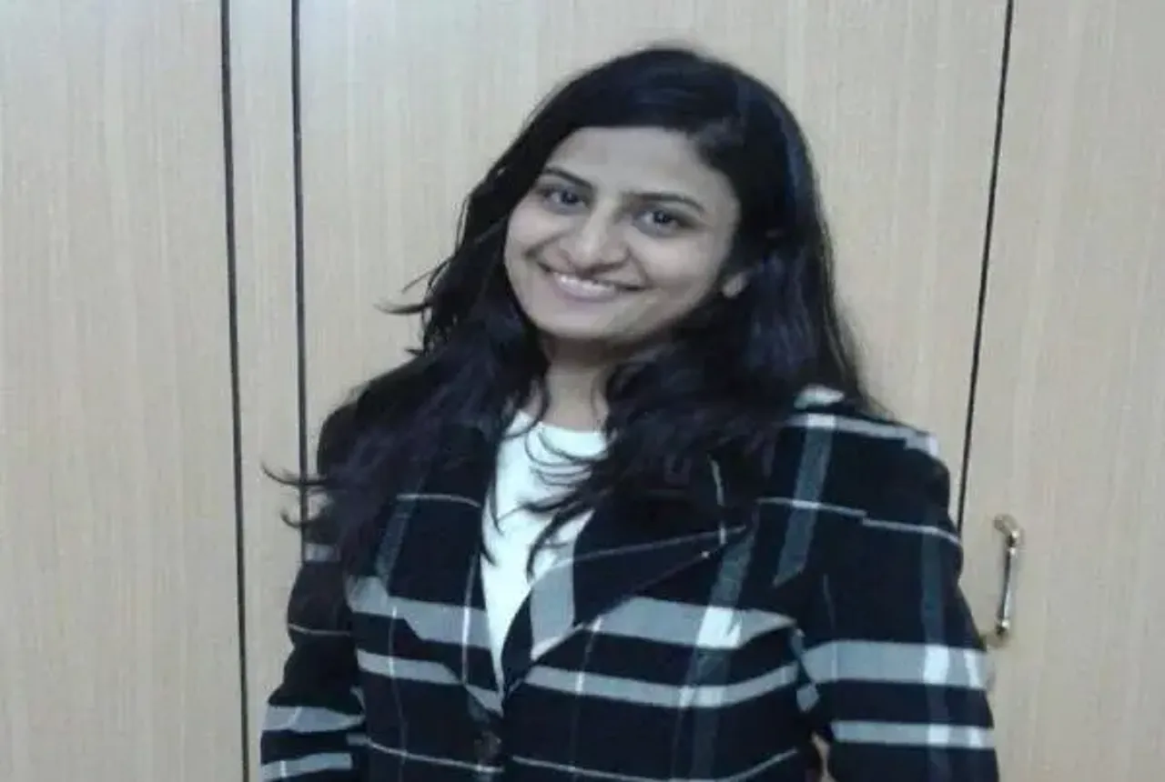 Who Is Ritika Jindal The IAS Officer Who Took Part In Havan At Shoolini Temple