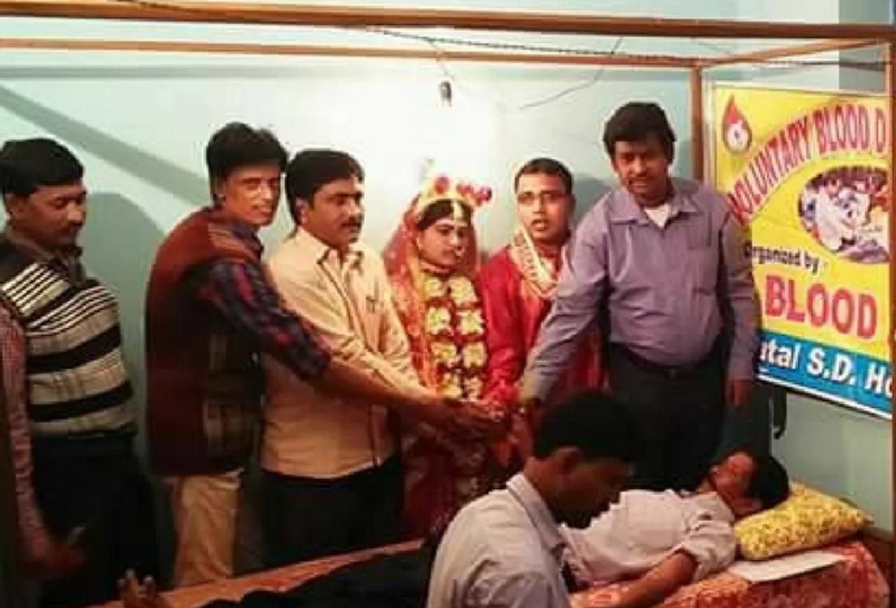 Bengal couple blood donation