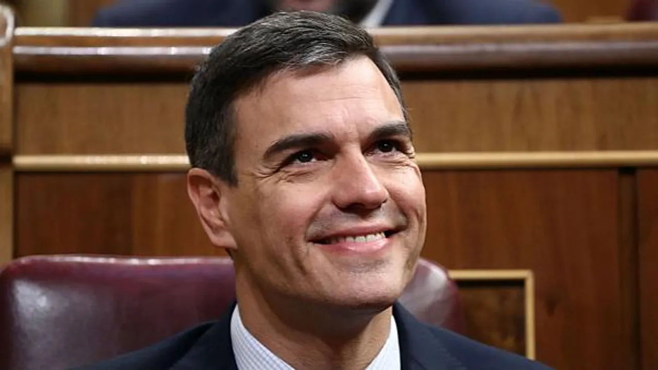 Spanish PM Pedro Sánchez Vows To Ban Prostitution Saying It "Enslaves" Women