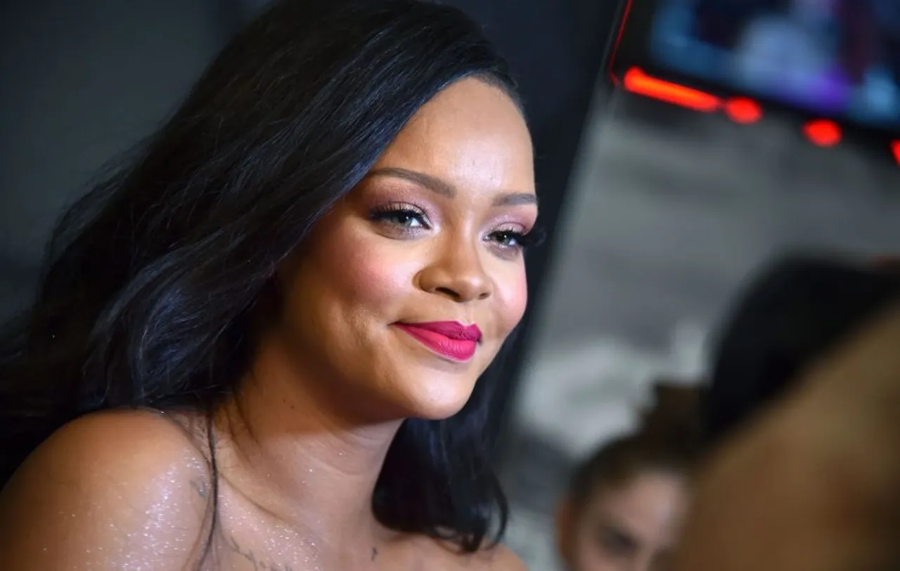 Non Black Models At SavageXFenty Show Sport Braids, Rihanna Gets Flak Again