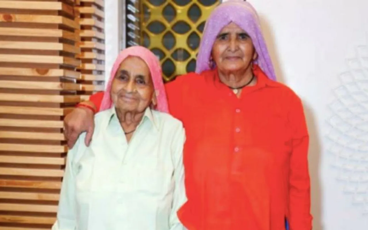 "Chandro Where Did You Go?" Sister-In-Law Prakashi Tomar Mourns Shooter Dadi's Death
