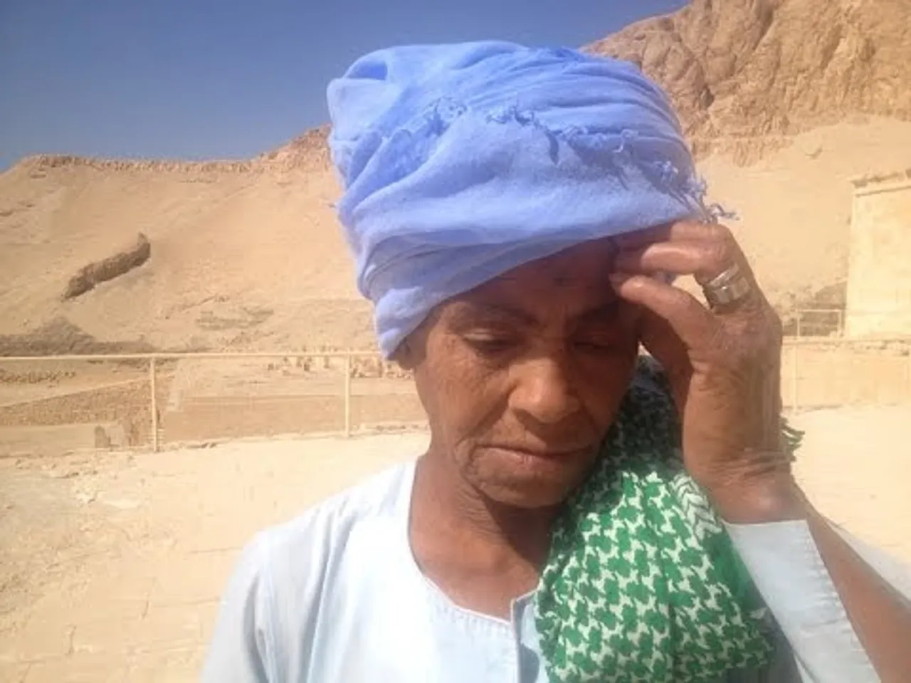 Woman guises herself as man for 43 years to feed her daughter