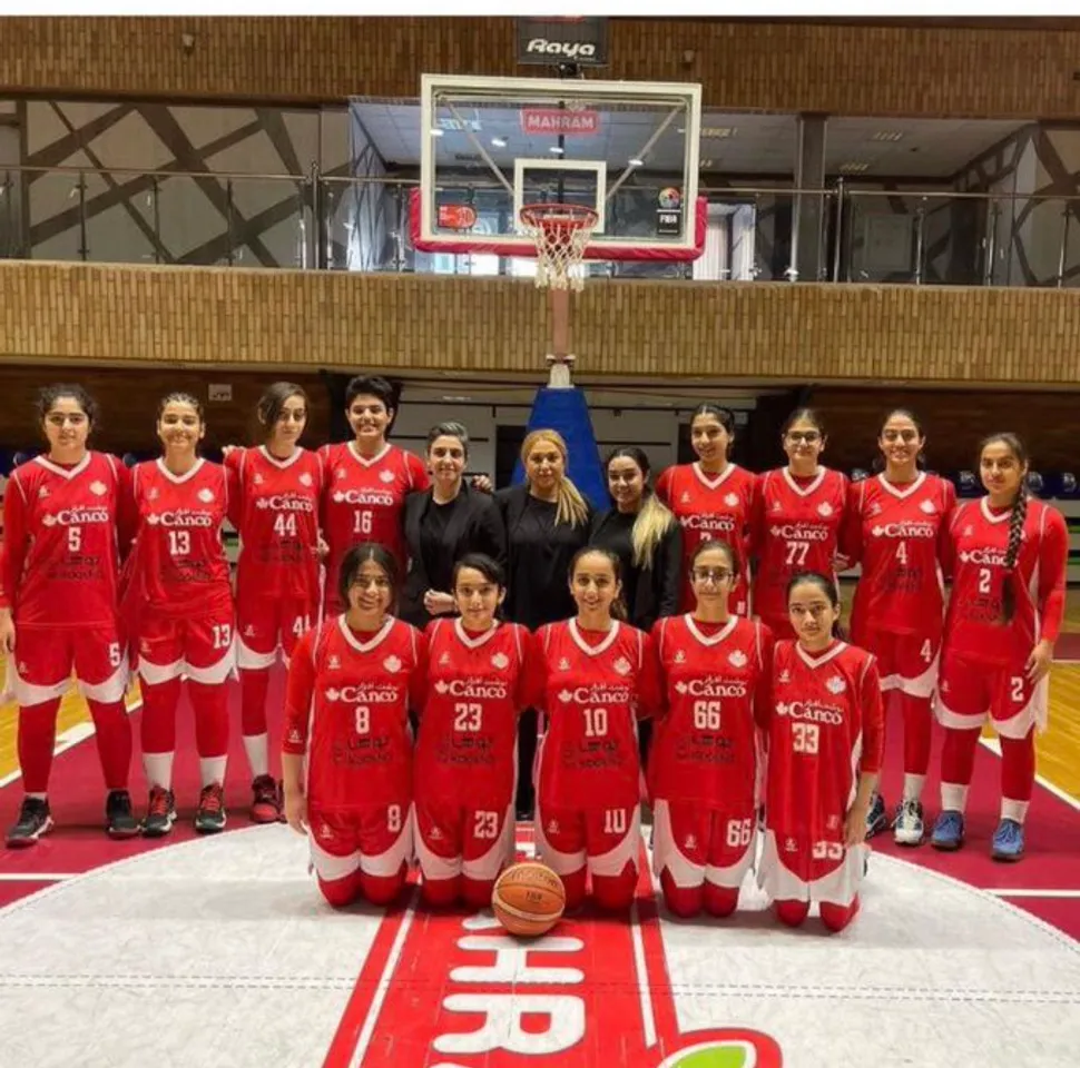Iran Women Basketball Team Removed Hijab