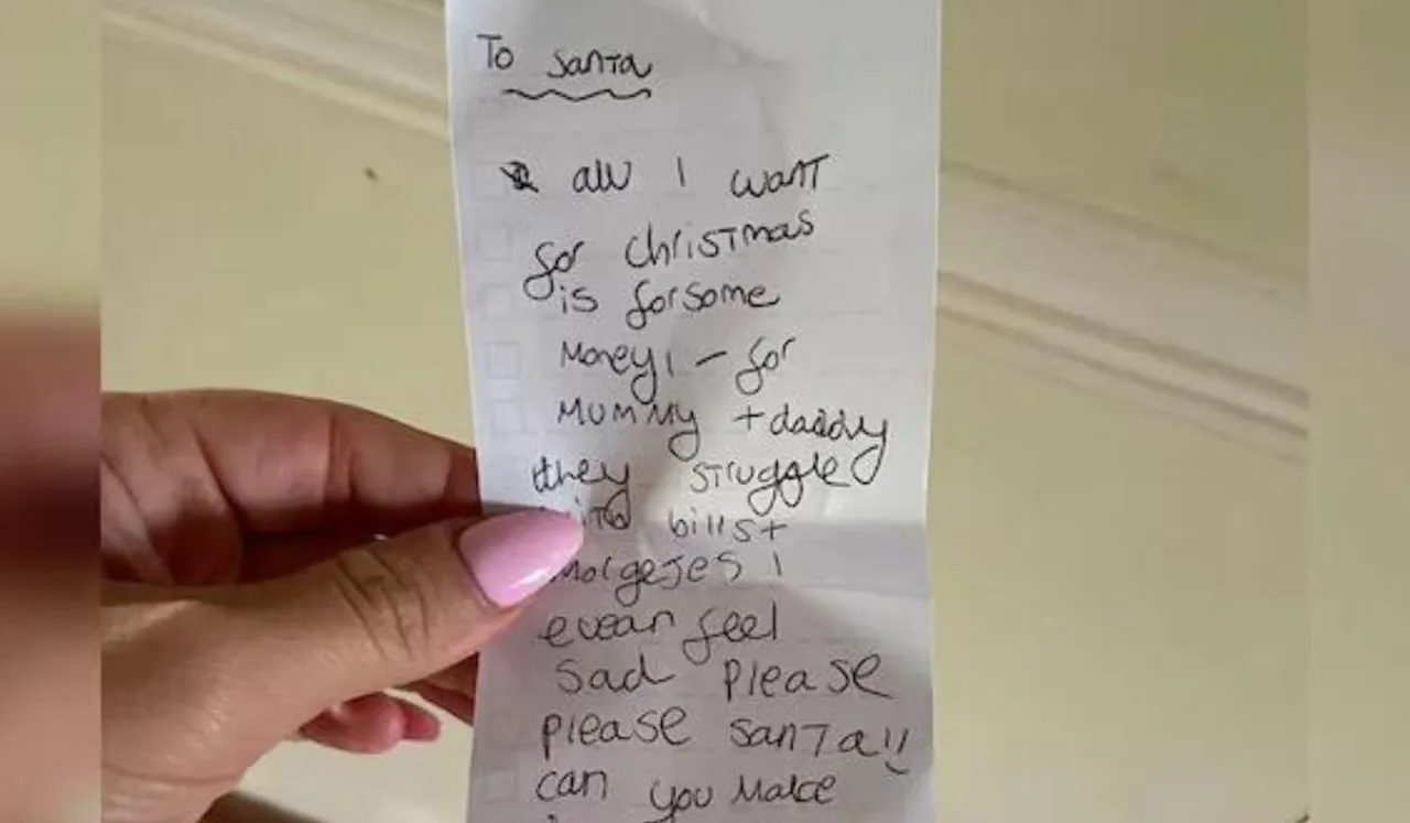 8-Year-Old Girl Writes Letter to Santa