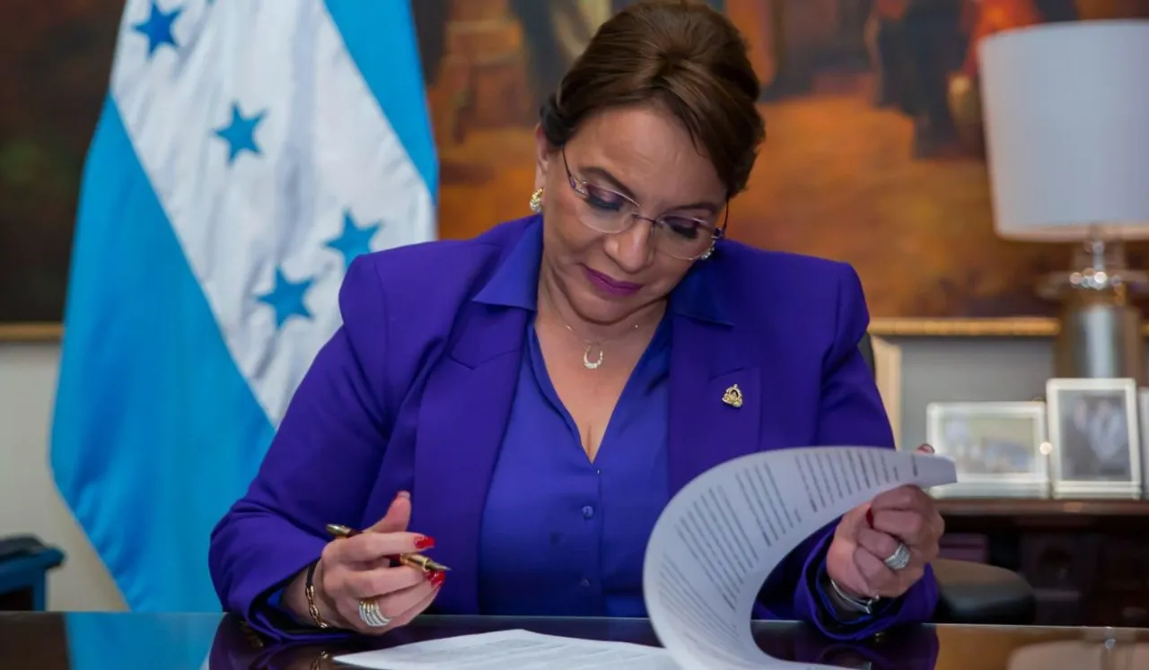 Honduras's First Woman President Lifts Ban On Contraceptive Pills