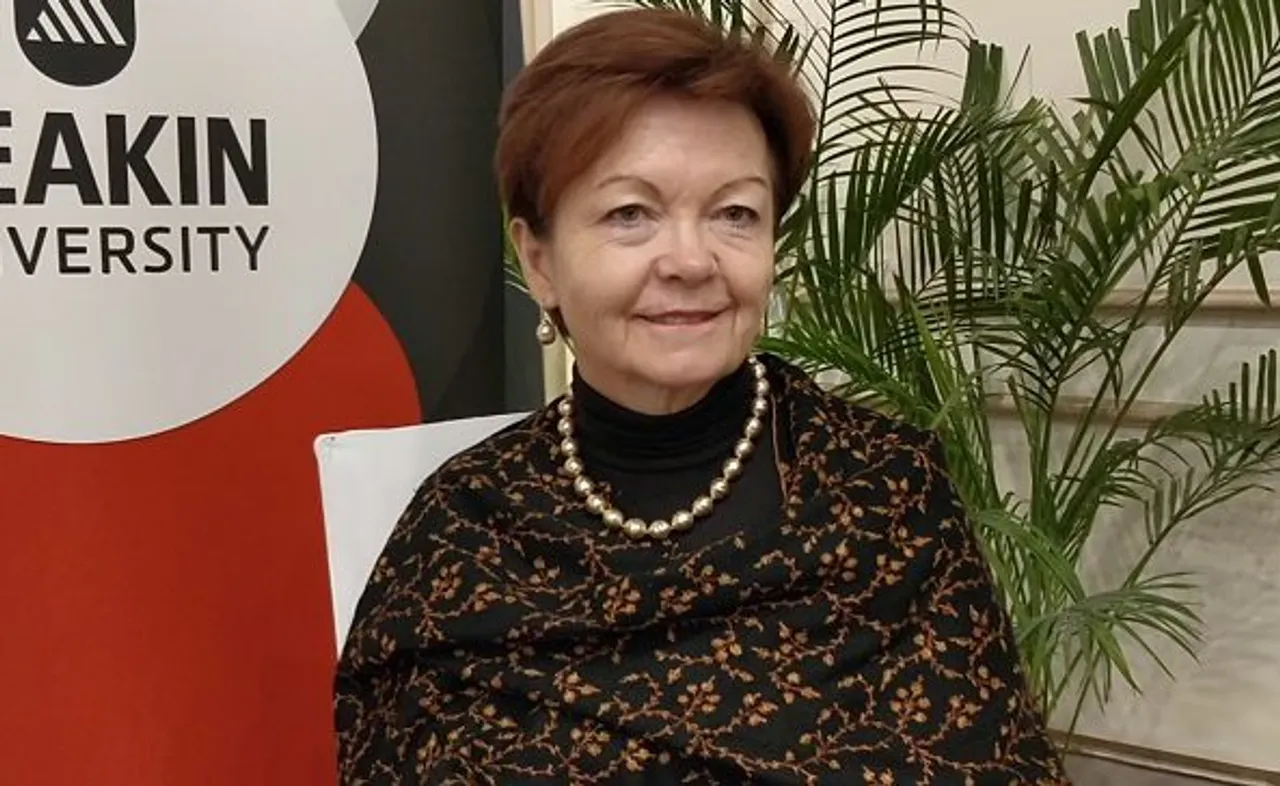 Prof. Jane Hollander Deakin University