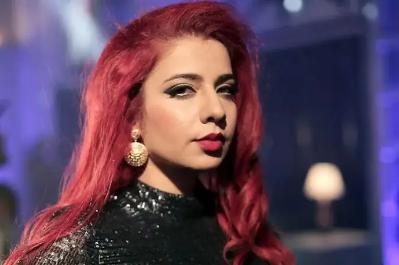 What's The Story of Jasmine Sandlas, The Punjabi Music Icon? | SheThePeople