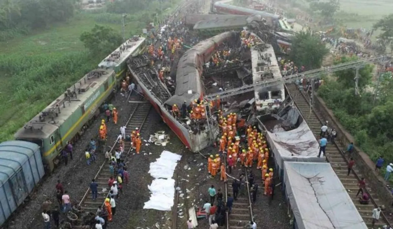 Balasore Train Accident: PM Modi, Rahul Gandhi and Others Express Grief Over The Tragedy