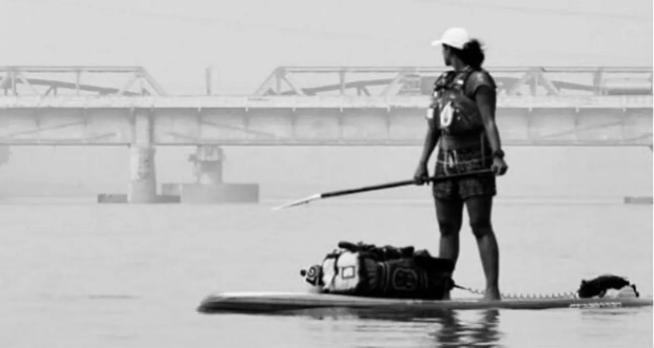 Shilpika Gautam Paddle-boards Across The Ganges To Spread The Swachh Message