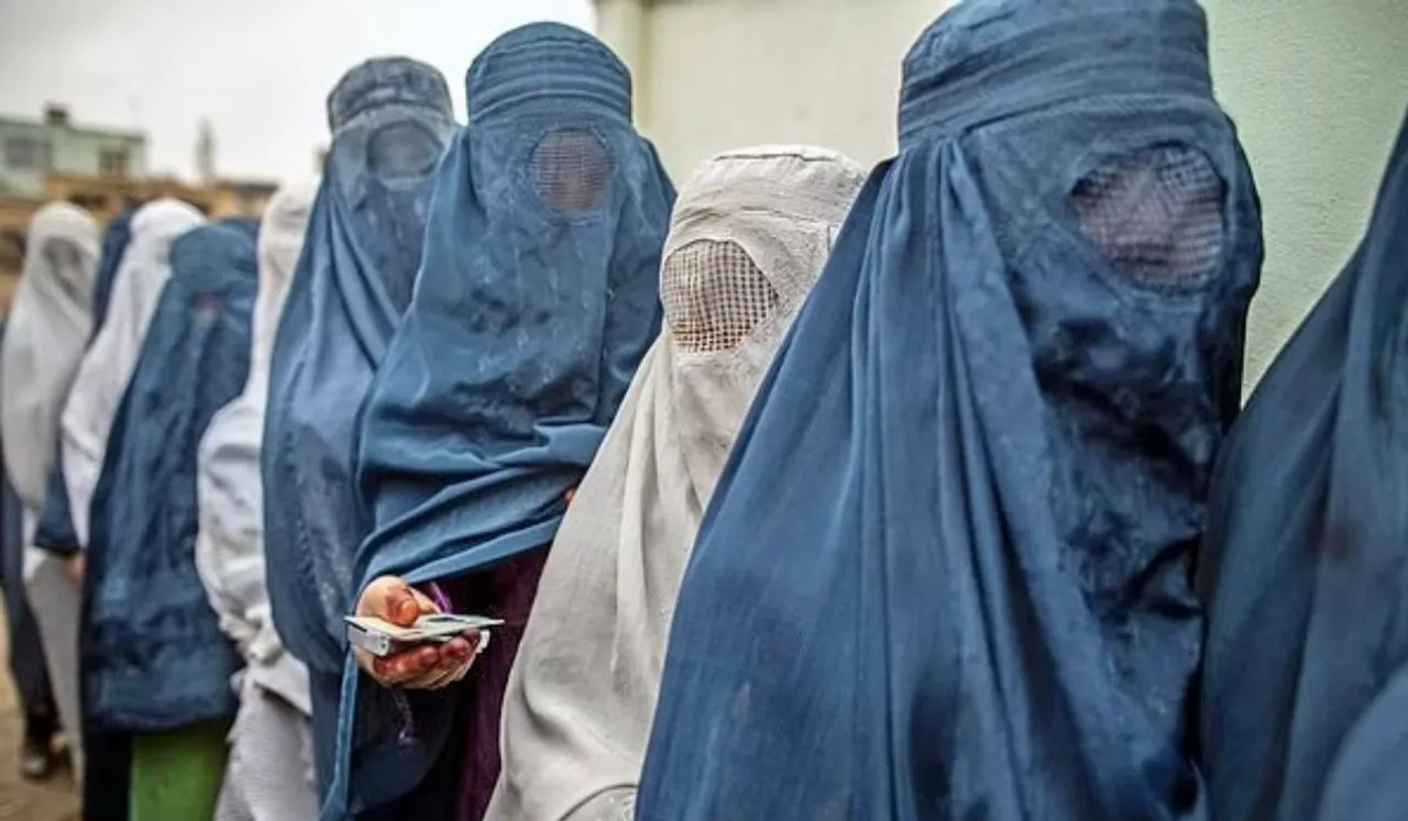 Afghan UN Men Support Banned Female Employees