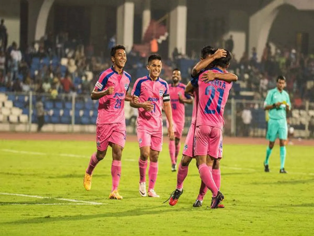 Bengaluru FC Plays I League In Pink Jerseys, Pledges Women’s Safety