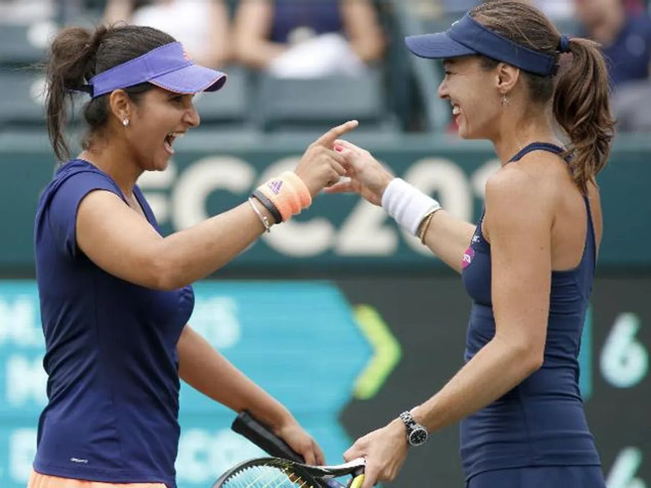 Quick 5 on Mirza-Hingis' Crackling Performance At Aegon International