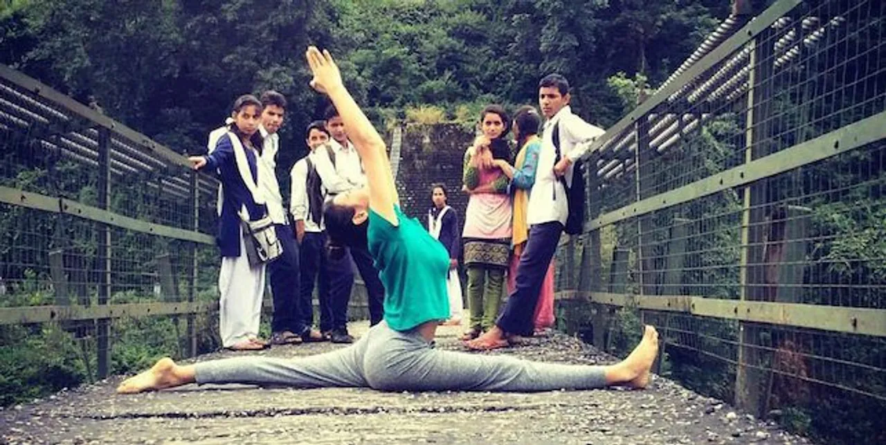 Diksha Lalwani Yoga teacher