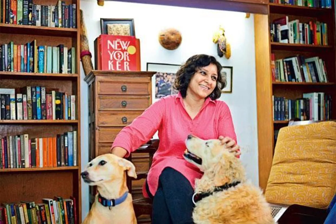 VK Karthika, HarperCollins Publisher