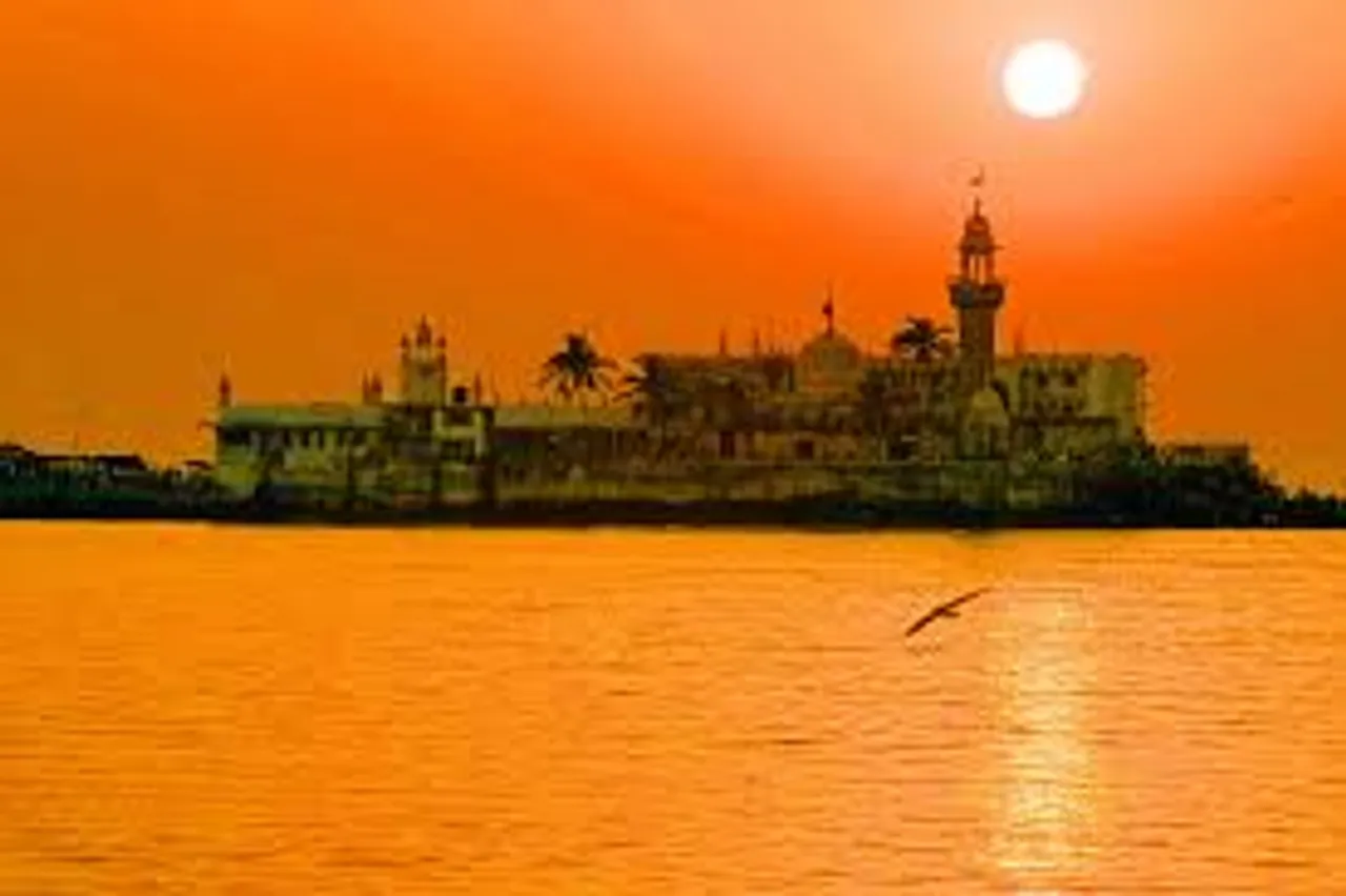 Haji Ali Bars Women In Sanctum Sanctorum