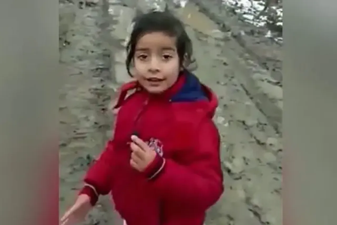 Meet Hafiza, Kashmiri Girl Who Turned Reporter In Viral Video On Bad Roads
