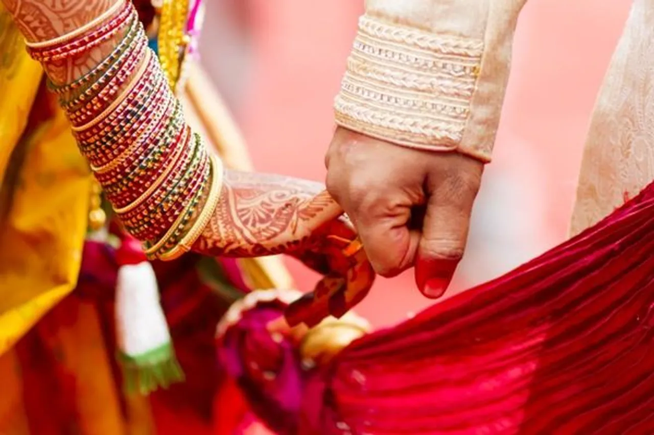 UP Bride Calls Off Wedding After Groom Kisses Her On Stage