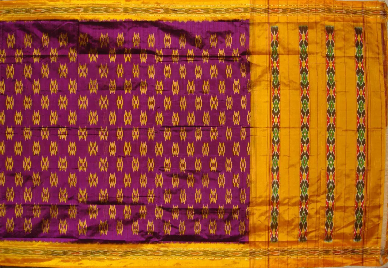 #100SareePact- The pride of Telangana: Pochampally Sarees   