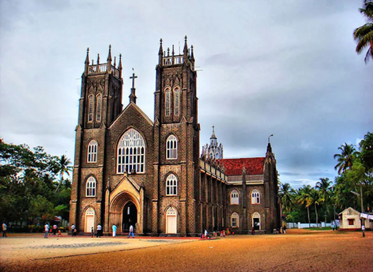 Catholic Women's Groups Meet To Resolve Clergy Issues