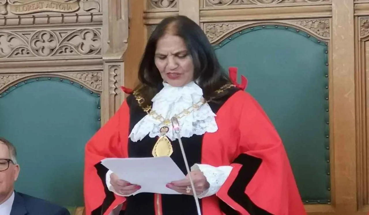 Mohinder K Midha Becomes The First Dalit Woman Mayor In London Council