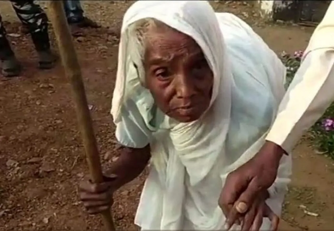 Chhattisgarh: 100-Year-Old Casts Vote, Women-friendly Booths Set Up