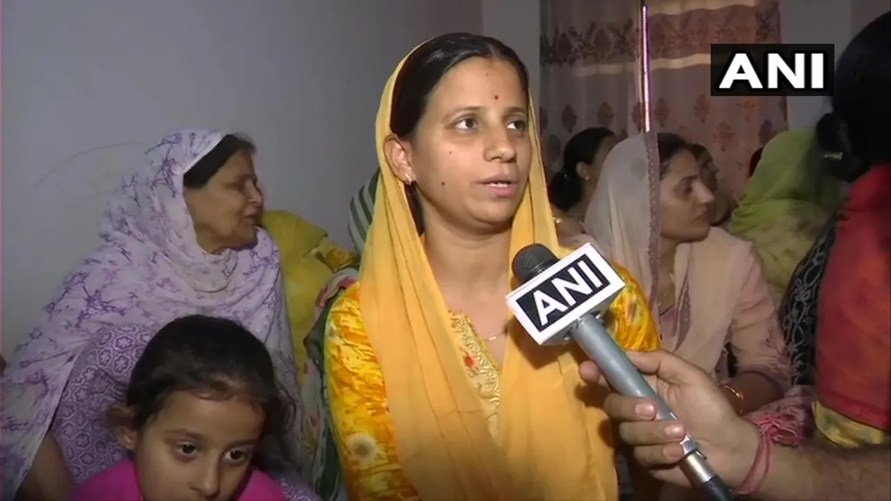Happiest Day Of My Life: CRPF Jawan's Wife Thrilled As He Gets Released