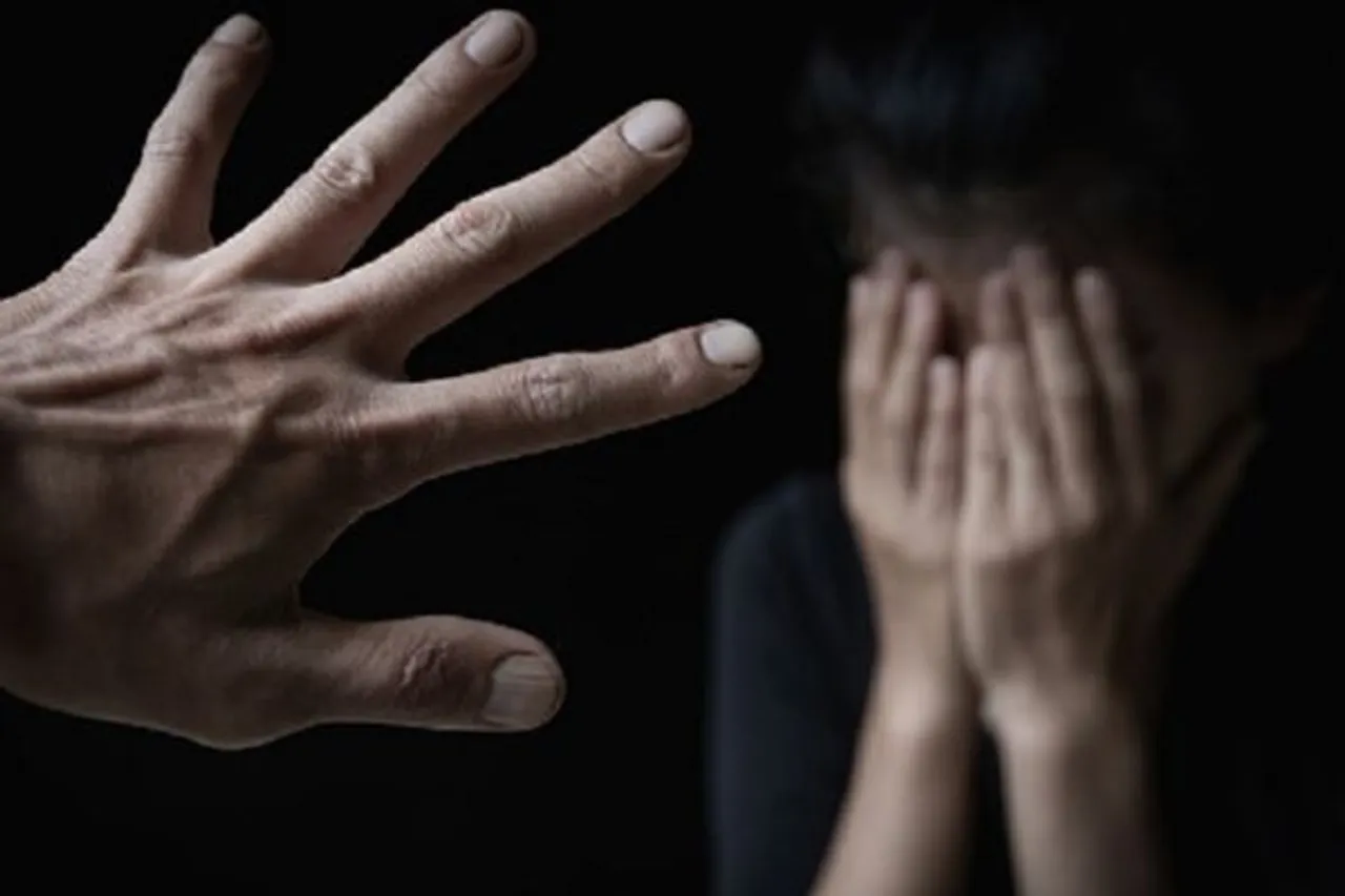 5 Men Including 2 Friends Raped 10th Grade Girl In Gurugram Hotel