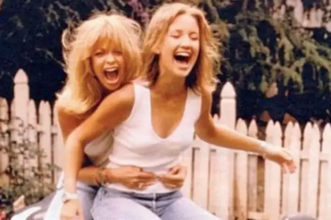 "Love You As Big As The Universe": Actor Goldie Hawn's Birthday Throwback For Kate Hudson